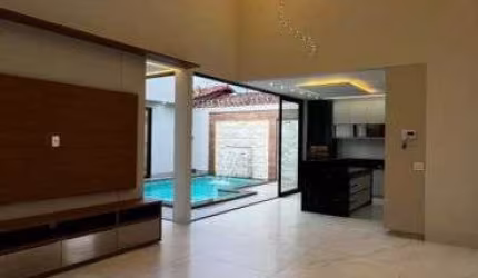OFERTA! Mansão, 4 suites, 368 m² repleta em armarios novos, quintal amplo no Jd. America