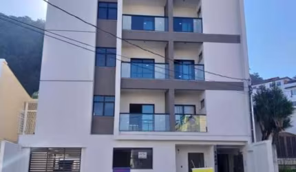 Studio para Venda em Juiz de Fora, Paineiras, 1 banheiro, 1 vaga