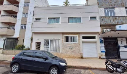 Casa para Locação em Juiz de Fora, Passos, 5 dormitórios, 2 suítes, 5 banheiros
