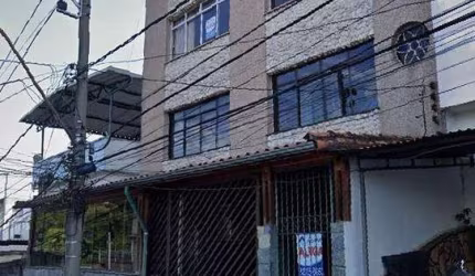 Casa para Venda em Juiz de Fora, Centenário, 3 dormitórios, 1 suíte, 2 banheiros, 1 vaga