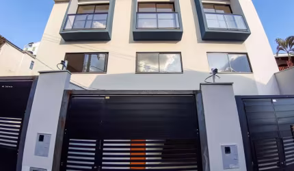 Casa para Venda em Juiz de Fora, São Pedro, 3 dormitórios, 1 suíte, 3 banheiros, 2 vagas