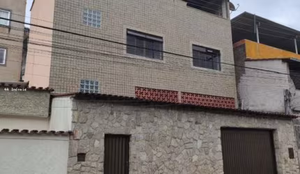 Excelente casa de 3 quartos com suíte e terraço no Tiguera