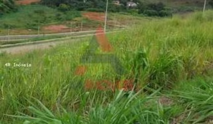 Excelente terreno com ótima topografia no Condomínio Residencial Estrela do Lago. 