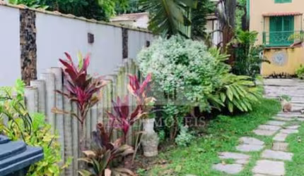 Casa em condomínio fechado com 3 quartos à venda na Alameda das Casuarinas, Barra da Tijuca, Rio de Janeiro, 250 m2 por R$ 550.000