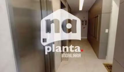 Apartamento à venda, no Bairro Agronômica, Florianópolis-SC, com 3 quartos, sendo 3 suítes, com 3 vagas