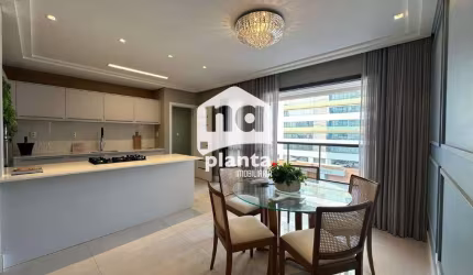 Apartamento à venda no Bairro Kobrasol em São José-SC, com 3 quartos, 3 suítes, 2 vagas