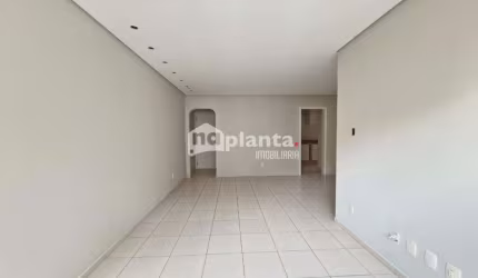 Apartamento à venda no Bairro Centro em Florianópolis-SC, com 3 quartos,