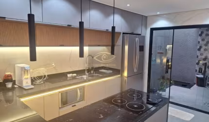 Imperdível oportunidade de adquirir casa de alto padrão na Vila Beatriz, São Paulo - SP, com 3 quartos, 1 suíte, 2 salas, 4 banheiros, 4 vagas de garagem e 150,00 m² de área.
