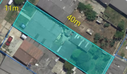 Terreno de 440m² ZR4