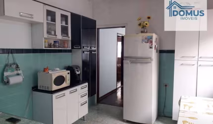 Casa com 4 dormitórios à venda, 203 m² por R$ 700.000,00 - Vila Industrial - São José dos Campos/SP