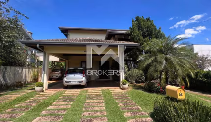 Casa à venda no Condomínio Estância Marambaia em Vinhedo - SP