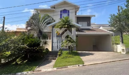 Casa à venda no Condomínio Recanto dos Paturis em Vinhedo - SP