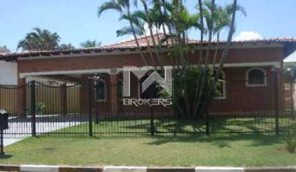 Casa à venda no Condomínio Estância Marambaia em Vinhedo - SP