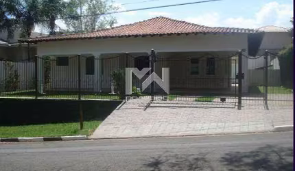 Casa à venda no Condomínio Estância Marambaia em Vinhedo - SP