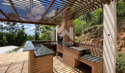 Casa térrea à venda no Condomínio Vale da Santa Fé em Vinhedo - SP