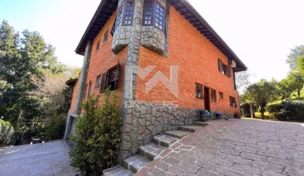 Casa rústica à venda no Condomínio Estância Marambaia em Vinhedo - SP