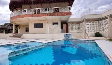 Casa à venda no Condomínio Estância Marambaia em Vinhedo - SP