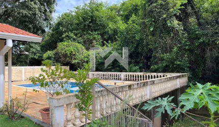 Casa à venda no Condomínio Estância Marambaia em Vinhedo - SP