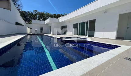 Casa à venda em Condomínio Estância Marambaia em Vinhedo - SP
