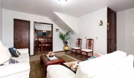 Casa à venda no Bairro Vila São José em Valinhos - SP.