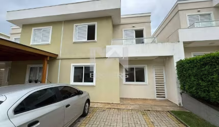 Casa geminada à venda no Village São Joaquim em Valinhos - SP