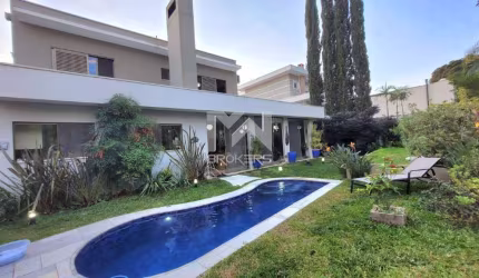 Casa à venda no Condomínio Reserva das Palmeiras em Valinhos - SP