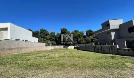 Terreno plano a venda no condomínio Santa Teresa - Vinhedo - SP