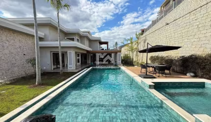 Casa com 03 quartos no Residencial Campo de Toscana em Vinhedo - SP.