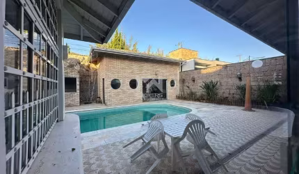 Casa à venda no Condomínio Alpes de Vinhedo em Vinhedo - SP