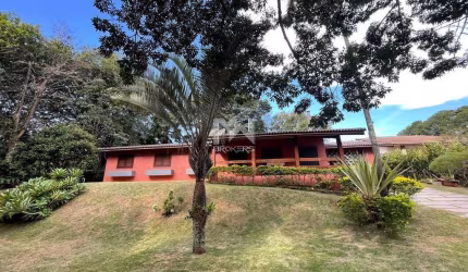 Casa térrea à venda no Condomínio Vale da Santa Fé em Vinhedo - SP