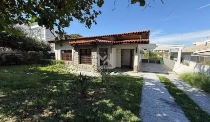 Casa térrea para alugar no Condomínio Estância Marambaia em Vinhedo - SP