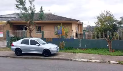 Casa para Venda em Pinhais, Alto Tarumã, 4 dormitórios, 1 suíte, 3 banheiros, 2 vagas