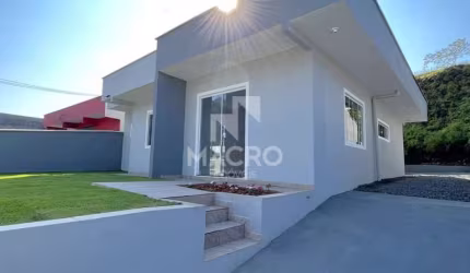 Casa recém reformada | Três Rios do Sul | 2 quartos (1 suíte) | 111m²
