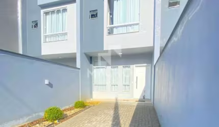Geminado |  Três Rios do Norte | 2 suítes | 92m²