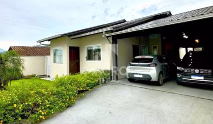 Casa | Schroeder | 3 quartos | 180m²