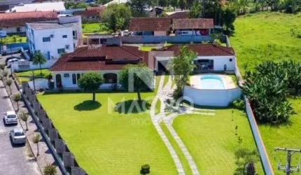 Casa | Centro (Schroeder) | 4 quartos (2 suítes) | 271m²