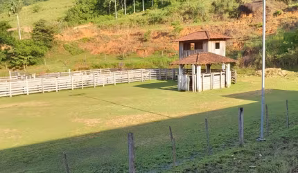Terreno à venda.