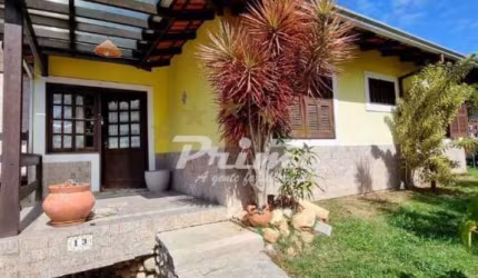 Casa 6 suítes 500m do mar Centro - Bombinhas SC