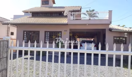 Casa em Zimbros 300m da praia - Bombinhas-SC