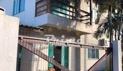 Casa com 3 Suítes á Venda - Bairro Bombas - Bombinhas/SC