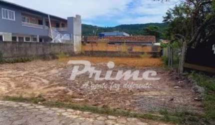 Terreno á Venda em Bombas de 306m² - Bombinhas/SC
