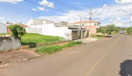 Terreno residencial 389 m2, plano, próximo ao Caic da Avenida Guilherme de Almei