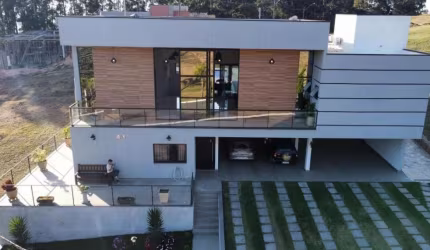 ESPETACULAR CASA COM 5 DORMITORIOS SUITE MASTER COM CLOSET HIDROA VENDA COM PISCINA NO CONDOMINIO COLINAS DE INHANDJARA EM ITUPEVA SP