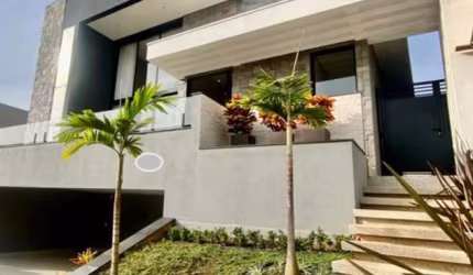 Linda casa de alto padrão no condomínio Brisas Jundiaí