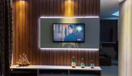 linda Casa com 3 quartos sendo 1 com suite, sala de Tv, sala de jantar e cozinha em conceito aberto. A casa toda tem móveis planejados no jd italia em itupeva sp