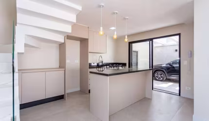 Sobrado com 3 dormitórios para alugar, 200 m² por R$ 8.000,00/mês - Bom Retiro - Curitiba/PR