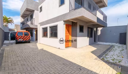 Sobrado com 3 dormitórios à venda, 105 m² por R$ 569.000,00 - Xaxim - Curitiba/PR