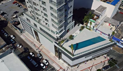 Apartamento com 3 dormitórios à venda, 114 m² por R$ 2.150.000,00 - Centro - Balneário Camboriú/SC