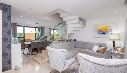 Sobrado Triplex com 3 dormitórios à venda, 129 m² por R$ 900.000,00 - Bacacheri - Curitiba/PR