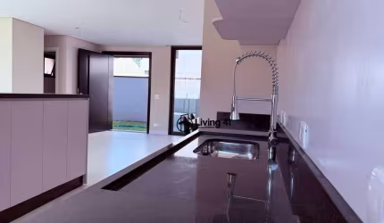 Sobrado Triplex novo com 3 dormitórios à venda, 243 m² por R$ 1.420.000 - Santa Felicidade - Curitiba/PR